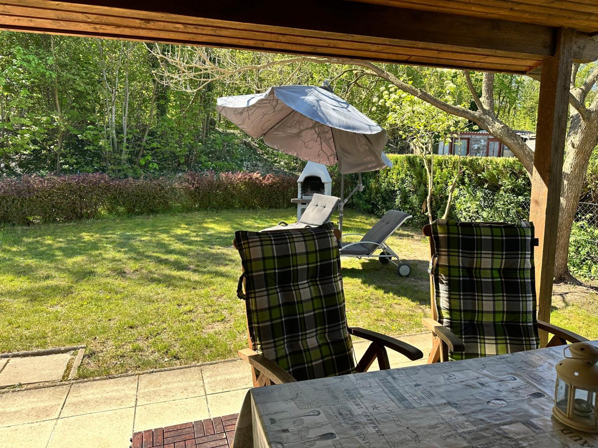 Bungalow Am Dobbertiner See 外观 照片