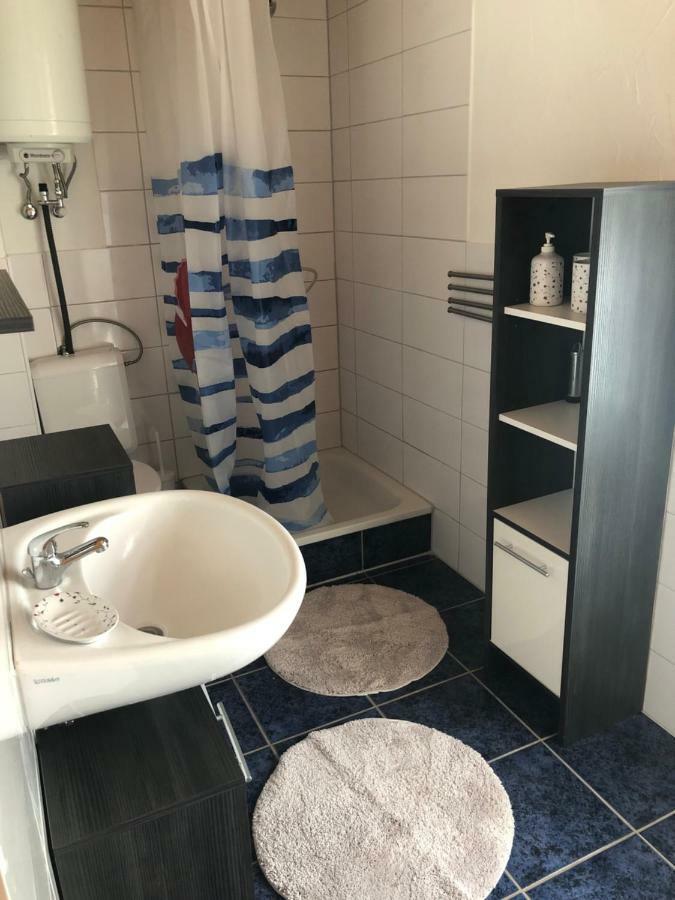 Bungalow Am Dobbertiner See 外观 照片